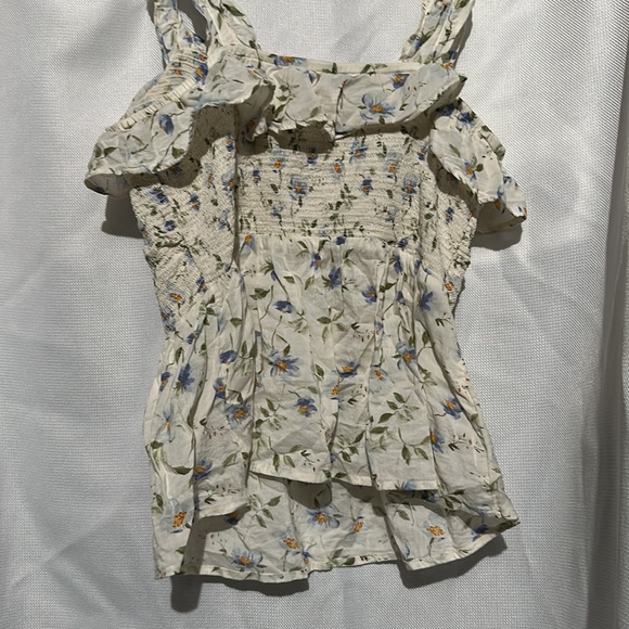 Floral Rouched Tank Top - Picture 2 of 2